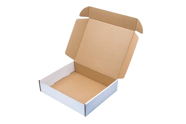 Beyaz karton kutu veya beyaz arka plan üzerinde izole Anmalık kutular — Stok fotoğraf