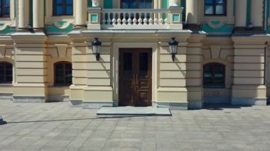 Kiev 'deki Mariinsky Sarayı' nın havadan görünüşü, Ukrayna 'daki Mariinsky Sarayı Kiev' in faşizmi.