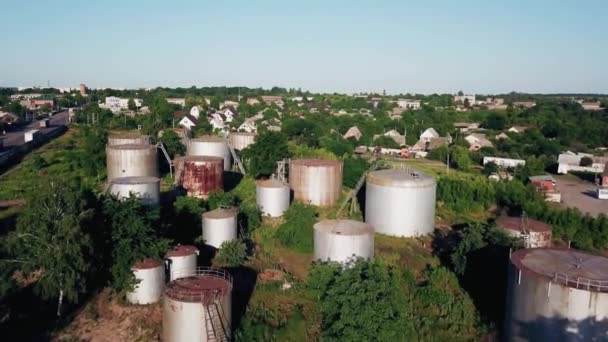 Vista Aérea Tanques Almacenamiento Petróleo Vista Aérea Tanques Almacenamiento Petróleo — Vídeos de Stock