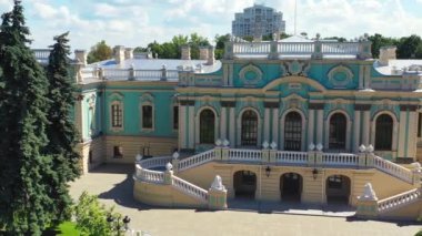 Kiev 'deki Mariinsky Sarayı' nın havadan görünüşü, Ukrayna 'daki Mariinsky Sarayı Kiev' in faşizmi.