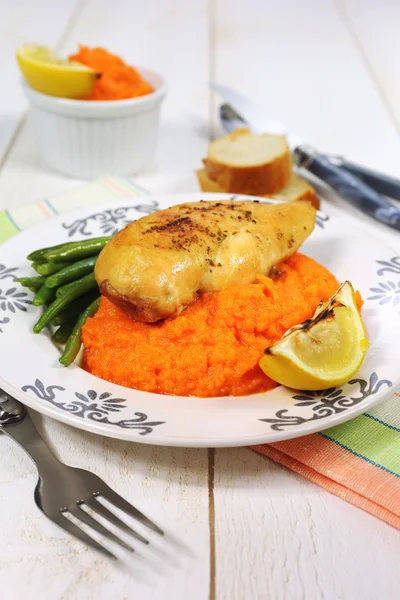 Puré de pollo asado y zanahoria — Foto de Stock