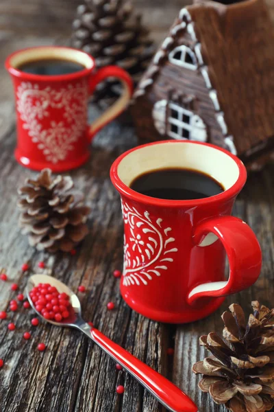 Two cups of coffee and  pine cones — Stock Photo, Image