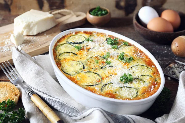 Cucina Francese Clafoutis Zucchine Vegetali Con Parmigiano Terracotta Ceramica Stile — Foto Stock
