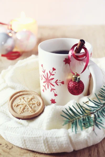 Copa de café y galletas de azúcar de Navidad — Foto de Stock