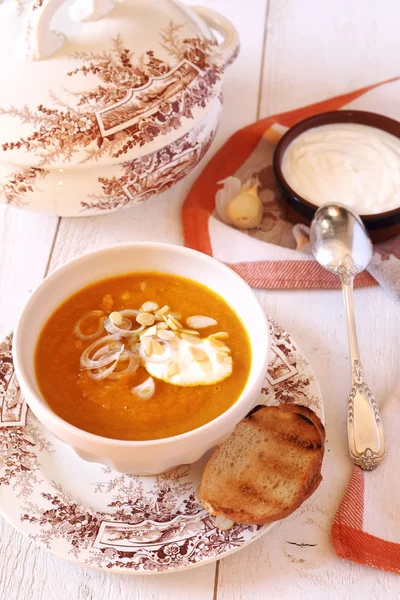 Fűszeres sárgarépa leves — Stock Fotó