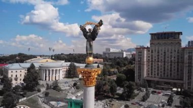 Ukrayna, Kiev 'deki Independence Meydan' ın İHA Üst Görünümü.