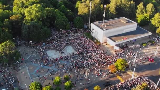 Flygfoto syn på en anhängare av presidentkandidaten — Stockvideo