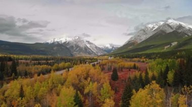 Göllü Kananaskis il parkı