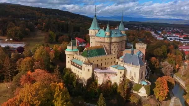 Letecký pohled na Bojnický středověký hrad
