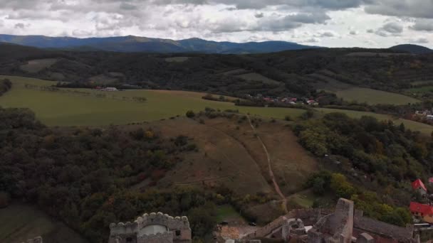 Letecký pohled Beckovský hrad Slovensko — Stock video