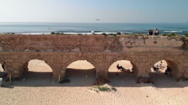 Caesarea Israel 'deki eski Roma Su Eğitimi