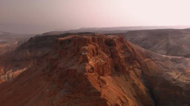 Masada Judean Çölü 'nde gün batımı İsrail