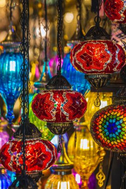 İstanbul ana gösterileri