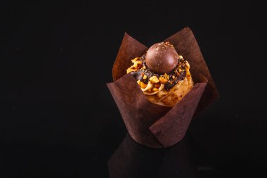 Lezzetli fıstık keki.