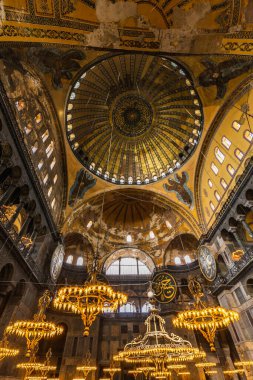 İstanbul Türkiye 'de Ayasofya' nın içi. İstanbul, Türkiye - 10 Şubat 2022.