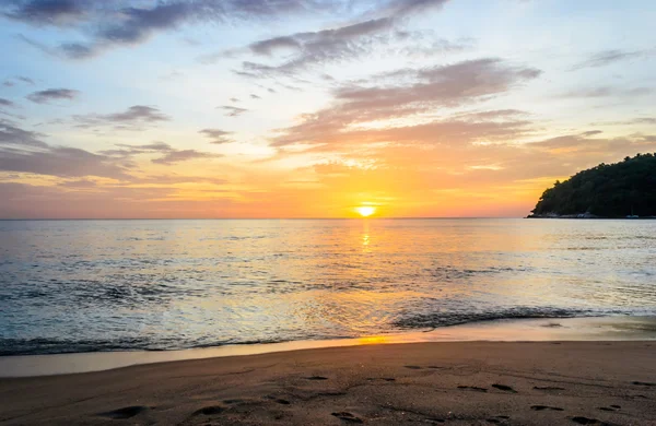 Sonnenuntergang und Strand — Stockfoto