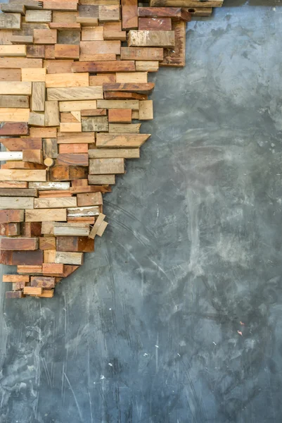 Çimento duvar ve ahşap doku