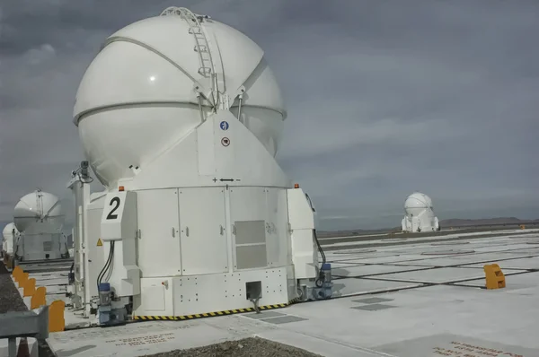 Los telescopios del Observatorio Cerro Paranal — Foto de Stock