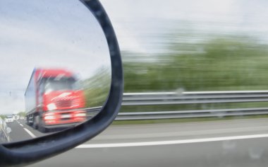 Karayolu trafik tehlike