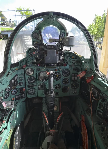 Cockpit of the Mig-21 fighter jet — Stock Photo, Image