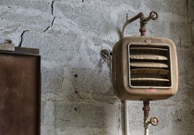 terk edilmiş bir sanayi eski fan