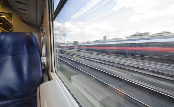 Ankommer til stationen - Stock-foto