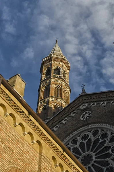 Bell tower of the Basilica — Stock Photo, Image