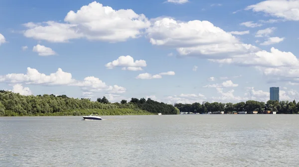 Río Danubio en Belgrado Serbia —  Fotos de Stock