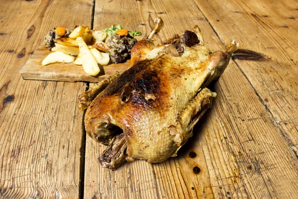 Roasted Duck On Wooden Table — Stock Photo, Image