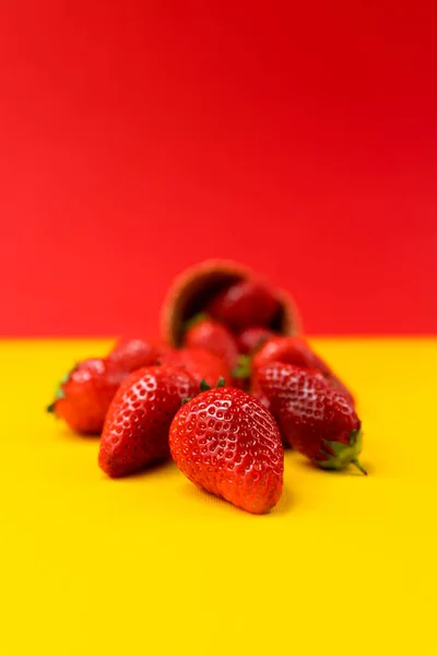 Ice Cream Cone Strawberries Strawberry Icecream Healthy Summer Food Concept — Fotografia de Stock