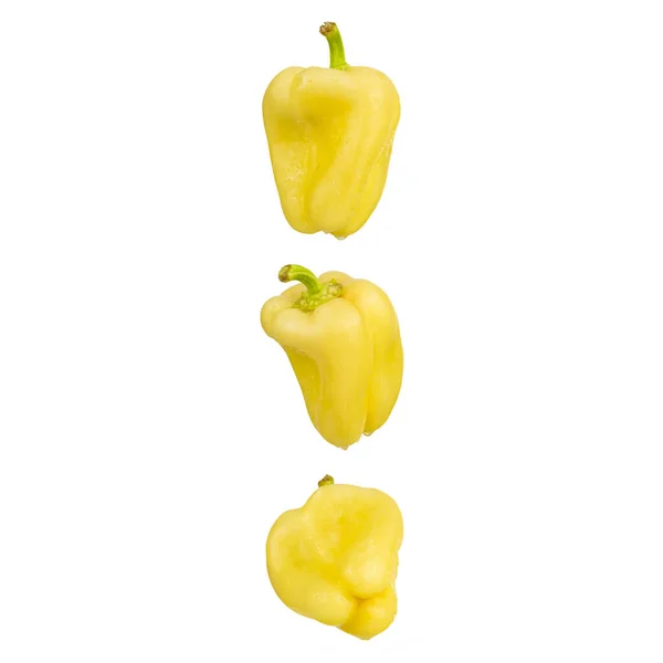 Pimiento Amarillo Aislado Sobre Fondo Blanco — Foto de Stock