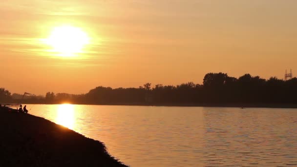 Sunset at the lake — Stock Video