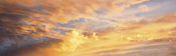 Úžasné cloudscape pozadí — Stock fotografie