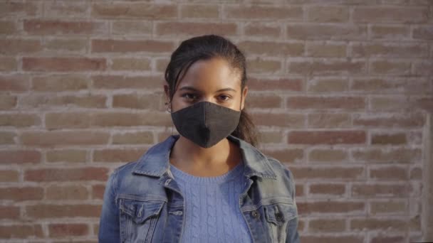 Portrait African American Black Woman Looking Camera Removing Face Mask — Stock Video