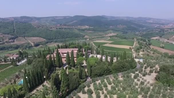 Yaz aylarında Chianti Toskana vadisi İtalya'da Greve havadan görünümü — Stok video