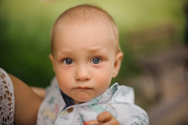 Imagen de lindo bebé niño, primer plano retrato niño — Foto de Stock