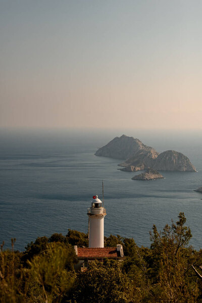 Beautiful view of Lighthouse at Turkey facing to sea and three islands on Lycian Way. — Stock Photo, Image