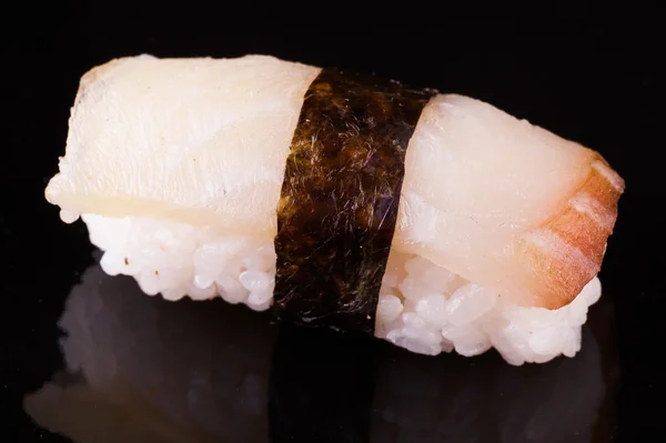 Sárgafarkú hamachi nigiri, fekete — Stock Fotó