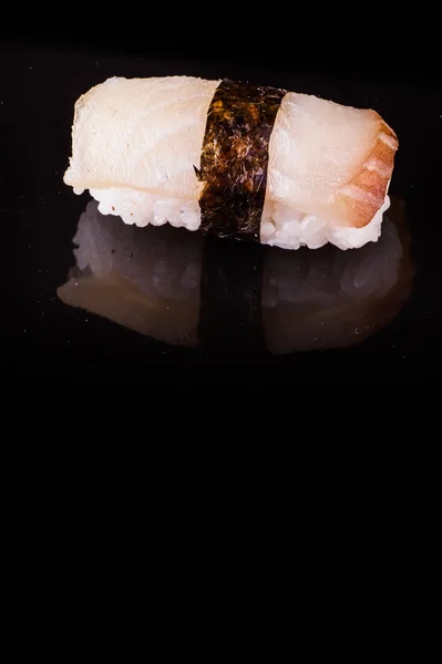 Sárgafarkú hamachi nigiri, fekete — Stock Fotó