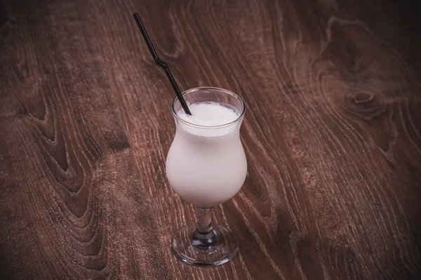 Vanilj mjölk shake i glas — Stockfoto
