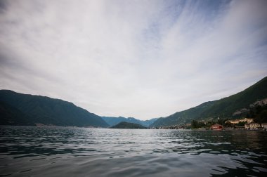  Como Gölü Bölgesi. Marina ve İtalyan geleneksel köy manzara. İtalya, Europe.