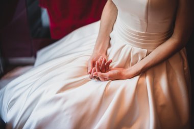 bir gelin eli yakın çekim.