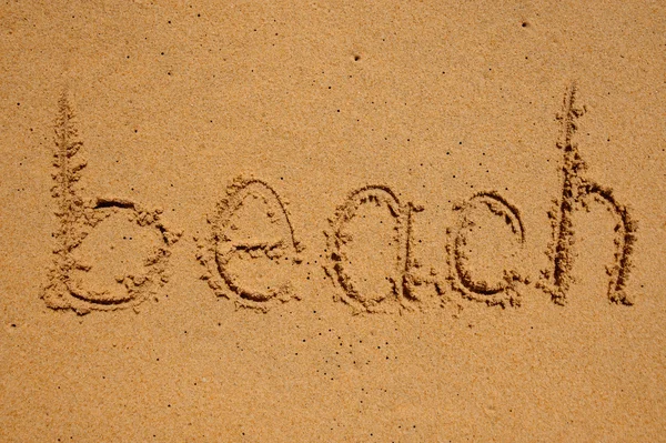 砂に書かれたマイアミに署名します。 — ストック写真