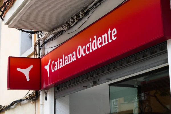 Вересень 2021 Року Валенсія Іспанія Закриття Логотипу Страхової Компанії Catalana — стокове фото