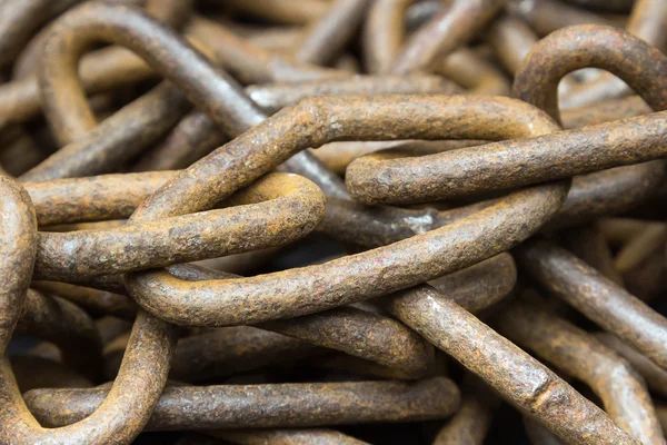 Rusty chain as backdrop — Stock Photo, Image