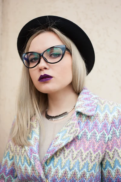 young woman posing in the street in sunglasses, outdoor portrait, hipster style, fashion model, close up art, sunglasses, red lips, emotional, street photo, selfie