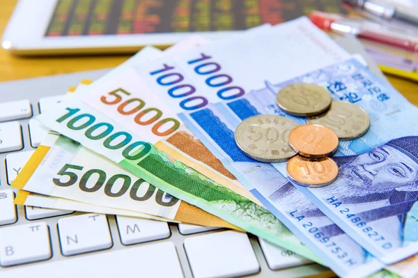 Zuid-Koreaanse won valuta en Financiën business. Bedrijfsconcept. — Stockfoto