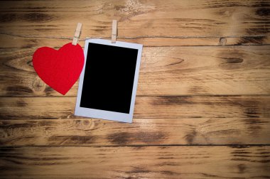 Sevgililer arka plan kırmızı kalp ile.