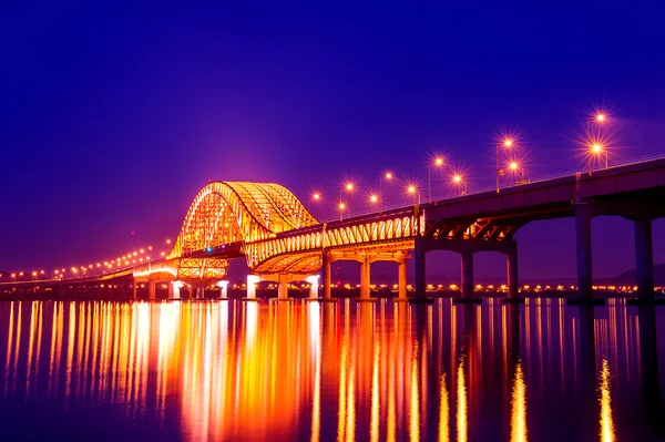 Most Banghwa w nocy w Seul, Korea — Zdjęcie stockowe
