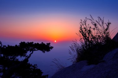 Seoul, Kore dağlarında Bukhansan Sunrise.